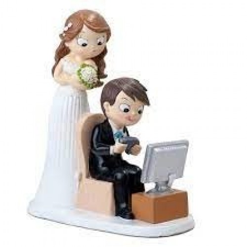 FIGURA TARTA BODA NOVIOS VIEDOJUEGO 21CM