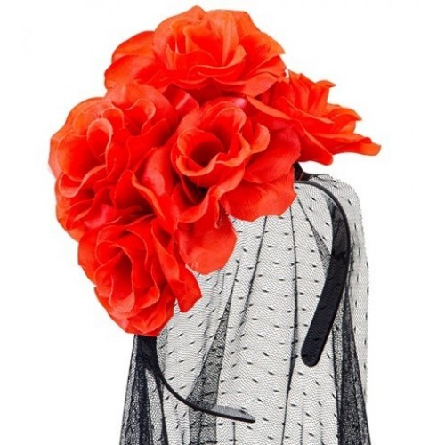 TOCADO VELO NEGRO CON ROSAS ROJAS