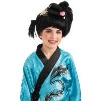 PELUCA INF. GEISHA CORTA NEGRA C/FLOR