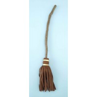 ESCOBA TORCIDA BRUJA MARRON 85CM