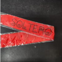 BANDA FUCSIA LETRAS SOLTERO DE ORO NEGRO