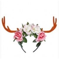 DIADEMA CUERNOS CIERVO CON FLORES ROSAS
