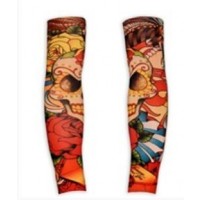 MANGAS DE TATUAJE DE CRÁNEO Y ROSAS