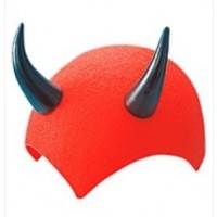 CASQUETE ROJO CUERNO DIABLO