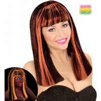 PELUCA NEGRA CON MECHAS NARANJAS FLUOR