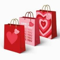 BOLSA SAN VALENTIN MOD SURTIDOS 18X24CM